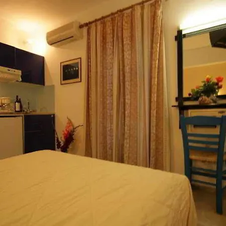 Sunny Hotel